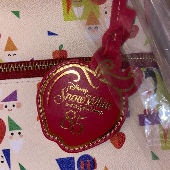 Disney's Snow White 85th Anniversary Dooney & Bourke Crossbody Purse - Picture 4 of 6